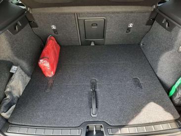 Volvo XC40 B3 Plus — photo 7