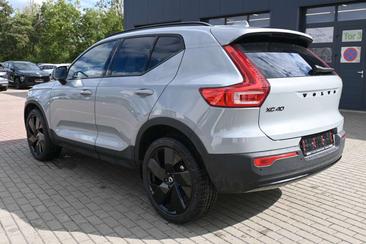 Volvo XC40 B4 Plus — photo 3