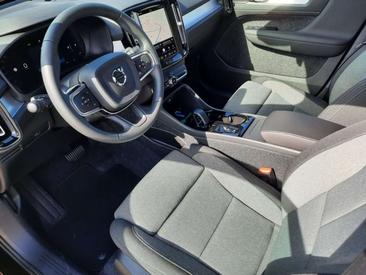 Volvo XC40 B3 Plus — photo 10