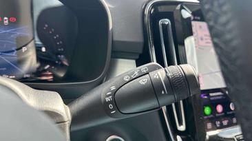 Volvo XC40 B3 Core — photo 20