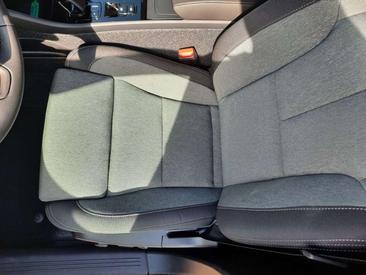 Volvo XC40 B3 Plus — photo 11