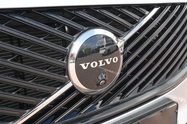 Volvo XC90 T8 Plus — photo 9