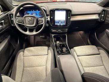 Volvo XC40 B4 Plus — photo 5