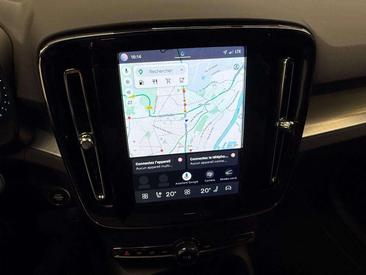 Volvo XC40 B4 Plus — photo 15