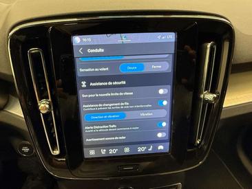 Volvo XC40 B4 Plus — photo 18