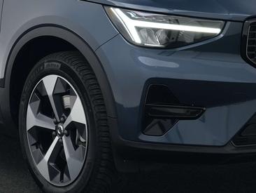 Volvo XC40 B4 Plus — photo 17