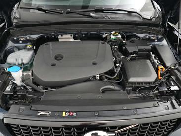 Volvo XC40 B4 Plus — photo 19