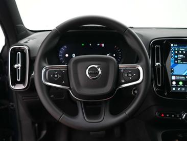 Volvo XC40 B4 Plus — photo 34