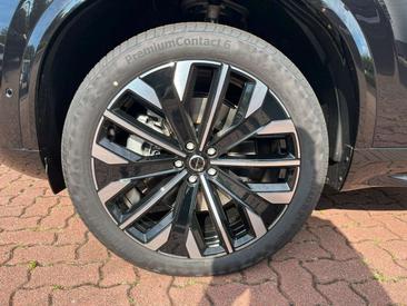 Volvo XC90 T8 — photo 4