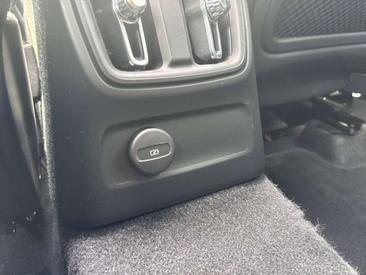 Volvo XC40 T5 Recharge Ultimate — photo 12