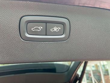 Volvo XC90 T8 Plus — photo 8