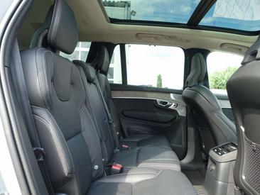 Volvo XC90 T8 — photo 9