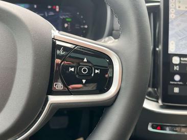 Volvo XC90 T8 Plus — photo 16