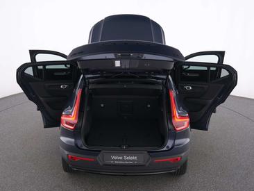 Volvo XC40 B3 Plus — photo 13