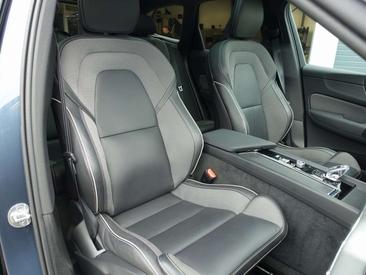 Volvo XC60 B5 Plus — photo 8