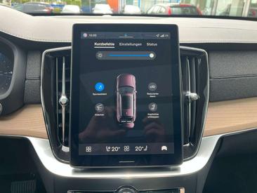 Volvo XC90 T8 Plus — photo 21
