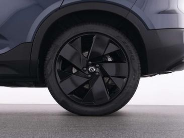 Volvo XC40 B3 Plus — photo 20