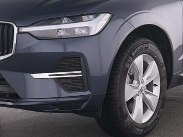 Volvo XC60 B4 Core — photo 8