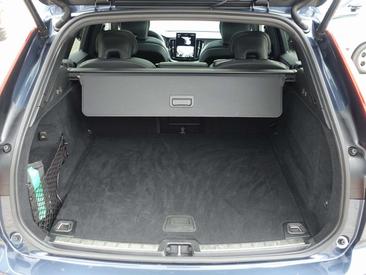 Volvo XC60 B5 Plus — photo 24