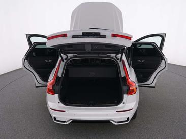 Volvo XC60 B5 Plus — photo 13