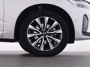 Volvo XC60 B5 Plus — photo 21