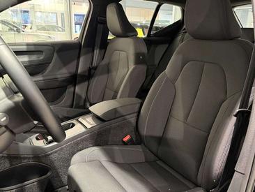 Volvo EX40 Single Motor Extended Range — photo 5