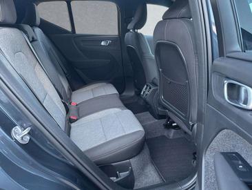 Volvo XC40 B3 Plus — photo 4