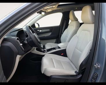 Volvo XC40 B4 Ultimate — photo 9