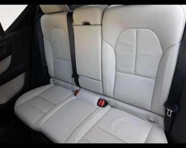 Volvo XC40 B4 Ultimate — photo 13
