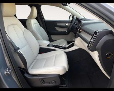 Volvo XC40 B4 Ultimate — photo 15