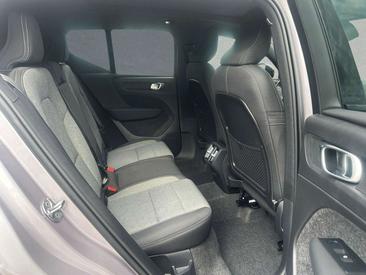 Volvo XC40 B3 Plus — photo 4