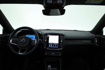 Volvo XC40 Recharge Ultimate — photo 6