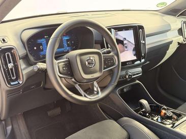 Volvo XC40 B3 Plus — photo 5