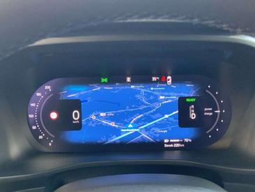 Volvo C40 Recharge PLUS — photo 13