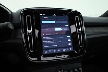 Volvo XC40 Recharge Ultimate — photo 28