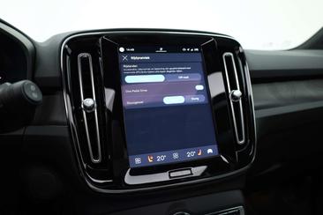 Volvo XC40 Recharge Ultimate — photo 31