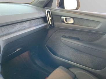 Volvo C40 Recharge PLUS — photo 19
