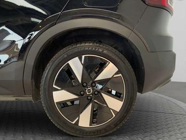 Volvo C40 Recharge PLUS — photo 25