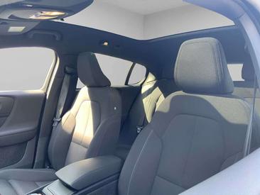 Volvo C40 Recharge PLUS — photo 22