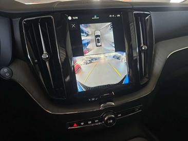 Volvo XC60 B5 Plus — photo 16
