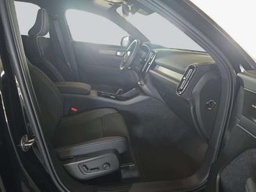 Volvo XC40 B3 Plus — photo 8