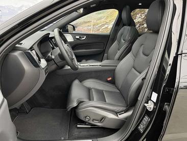 Volvo XC60 — photo 7