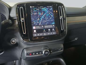 Volvo XC40 B3 Plus — photo 15