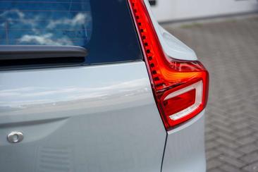 Volvo XC60 — photo 9