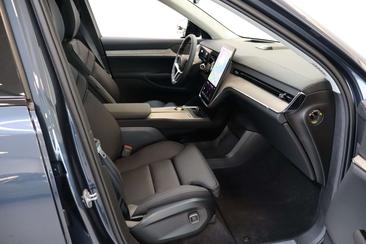 Volvo XC60 Twin Motor — photo 6