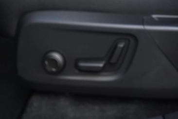 Volvo XC60 — photo 14