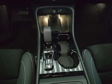 Volvo XC40 B3 Plus — photo 19