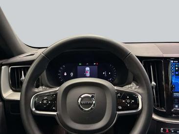 Volvo XC60 B4 Plus — photo 12
