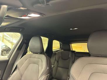Volvo XC60 B4 Plus — photo 16