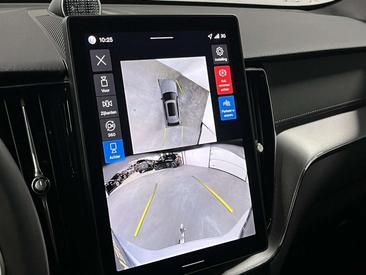 Volvo XC60 T8 Recharge — photo 18